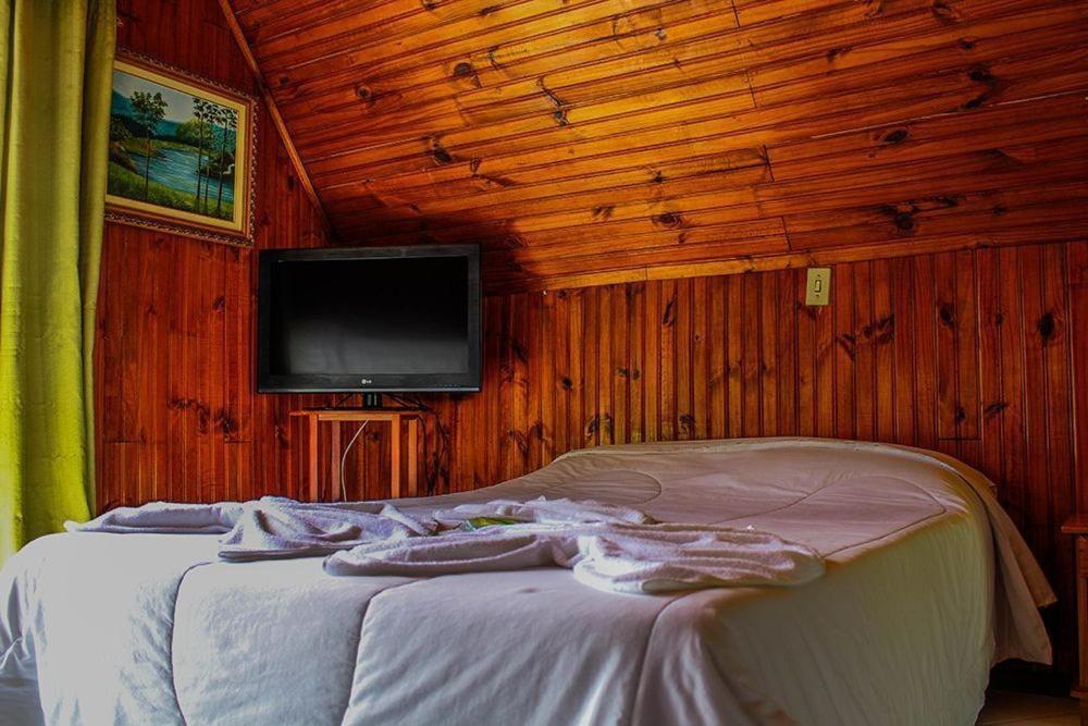 Hotel Fazenda Caledonia Inn ノバ・フリブルゴ エクステリア 写真